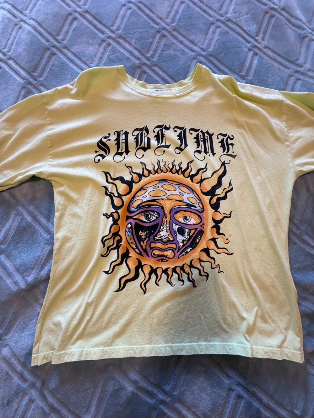 Daydreamer Yellow Tee with Sun Graphic-Sublime- NWOT